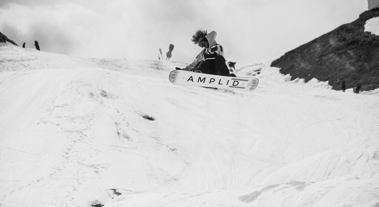 Prime-Snowboarding-Amplid-Mario-Kaeppeli-01
