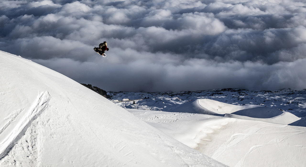Prime-Snowboarding-Simon-Gruber-Ethan-Morgan-Aetna-01